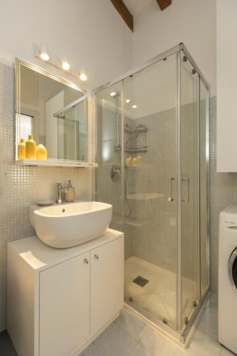 Artstay - Apt San Raffaele, near Metro M1, AC