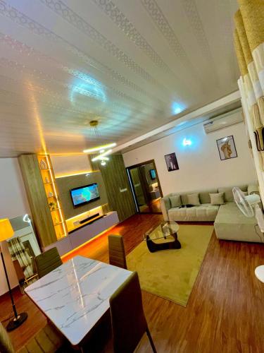 Western Suites
