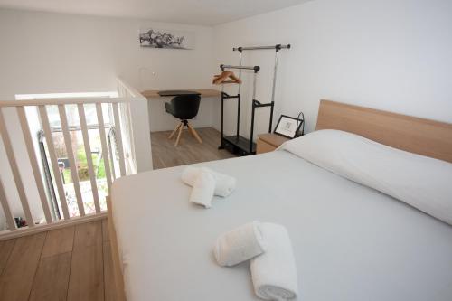 Sunny Duplex by Connexion