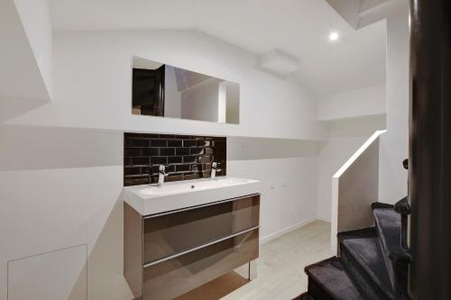 Exclusive Apartment - Heart of Paris