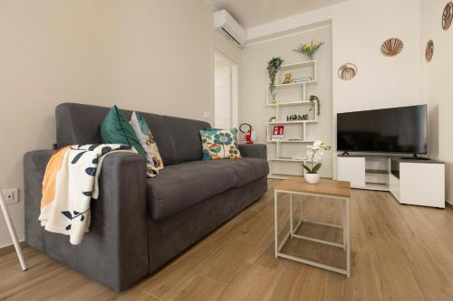 Art stay - Apt Bocconi Near Train Station, Navigli