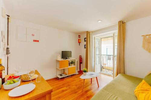 Rent4Rest Bairro Alto Charming 1Bd Apartment
