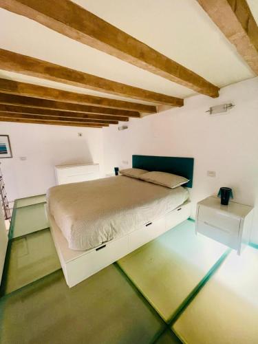 Isablue Loft