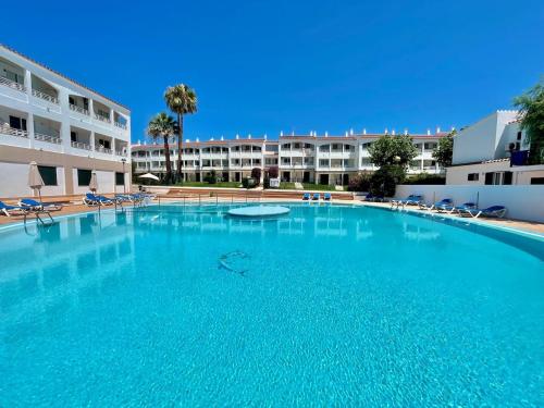 Sa Caleta Apartamento con piscina junto a la playa