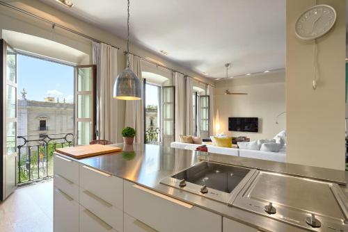 San Fernando Ático LUJO by Home at Homes