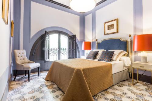 Puerta de la Victoria by Home at Homes