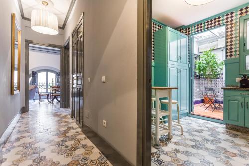 Puerta de la Victoria by Home at Homes