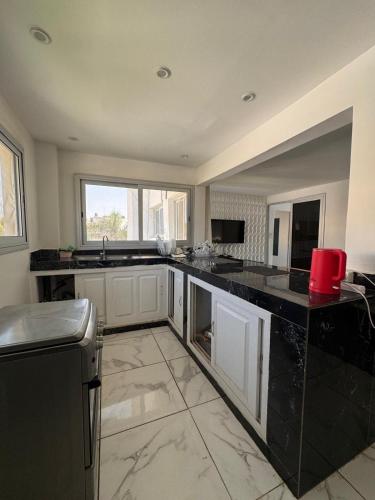 O bucătărie sau chicinetă la Studio appartement 07