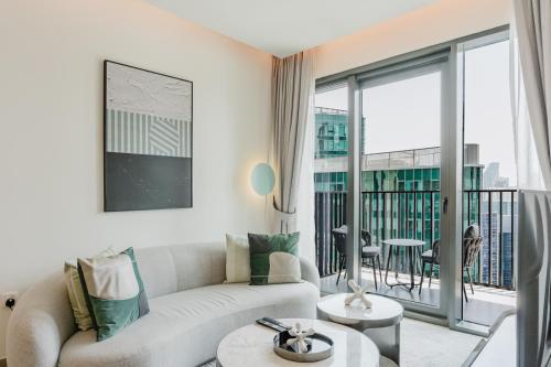 RH- Premium Furnished Living in Business Bay near to Burj Khalifa