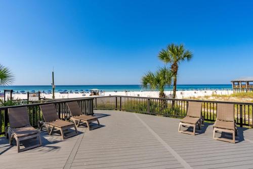 Beachfront Condo With Beautiful Sunset photo 12