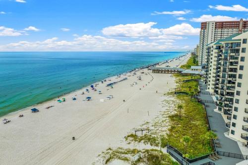 Beachfront Condo With Beautiful Sunset photo 18
