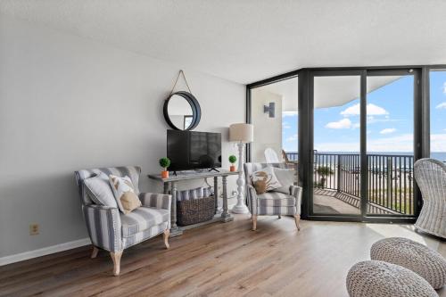Beachfront Condo With Beautiful Sunset photo 25