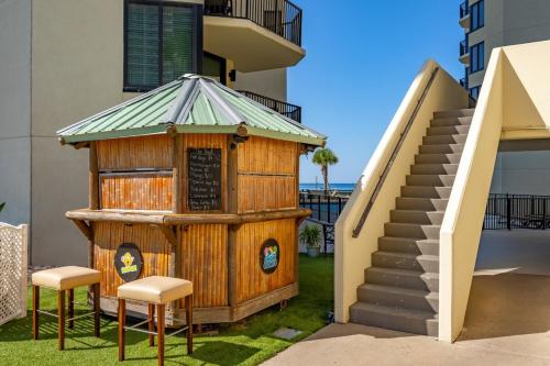 Beachfront Condo With Beautiful Sunset photo 29