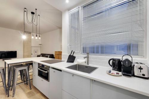 Modern apartment - 2BR-6P-Oberkampf