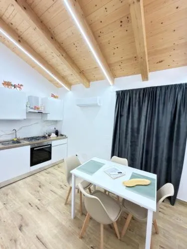 Three diamonds house photo 4