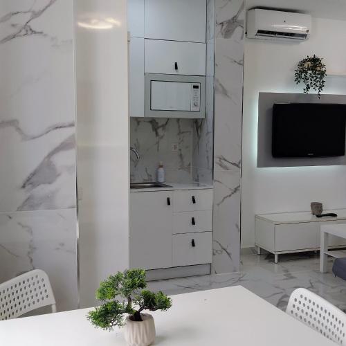 Modern studio in downtown Torremolinos, close to the beach