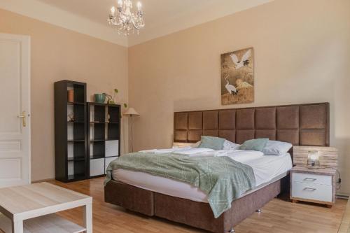 2BR shared Apartment, Suitable for Longstays, Central Location