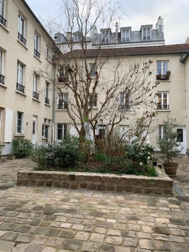 Stylish Studio near Montparnasse, only 2 min from metro