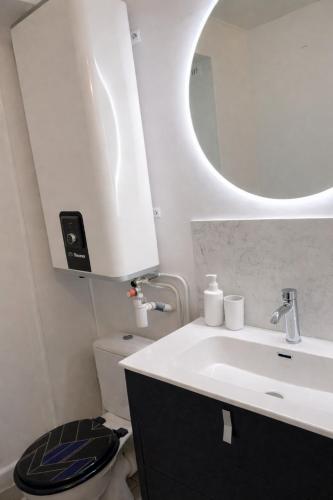 Stylish Studio near Montparnasse, only 2 min from metro