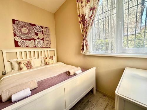 Cosy, Central 2BDR Flat in the heart of Old Sofia