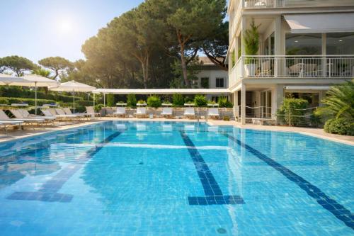 HOTEL TRIONFAL - Fronte Mare - Vicinissimi al Centro