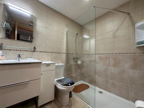 Precioso apartamento con piscina comunitaria AV-89