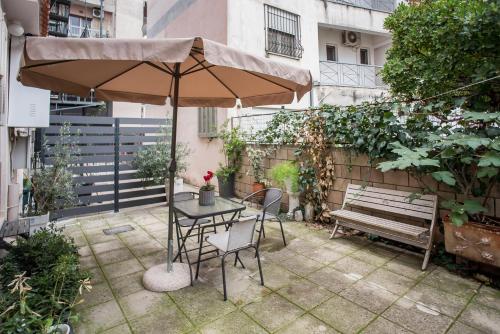 City Central Apartment with Parking