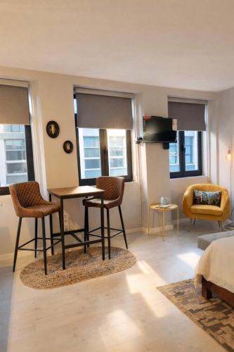Lovely Studio in the Heart of Historic Porto