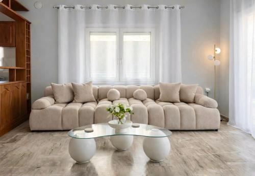 The Pearl luxury apartment