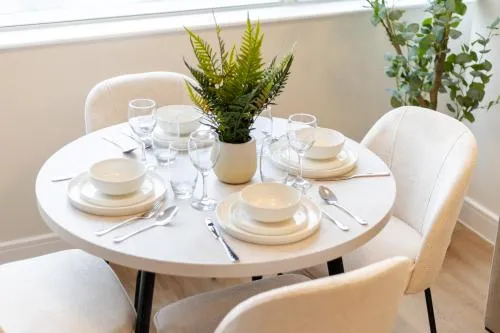 Stunning Apartments with Castle Views - Air Conditioning - Fast Wifi photo 9