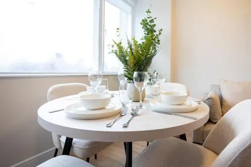 Stunning Apartments with Castle Views - Air Conditioning - Fast Wifi photo 11