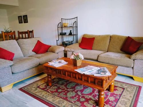 Modern apartment close to Cabopino Beach & Harbour