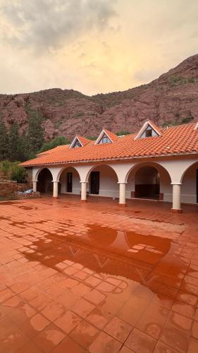 Vista general d'una muntanya o vistes d'una muntanya des de l'alberg