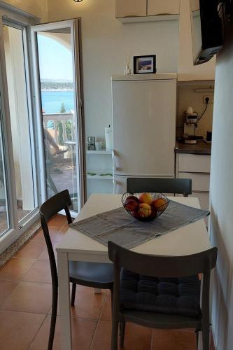 Apartments by the sea Barbat, Rab - 25103