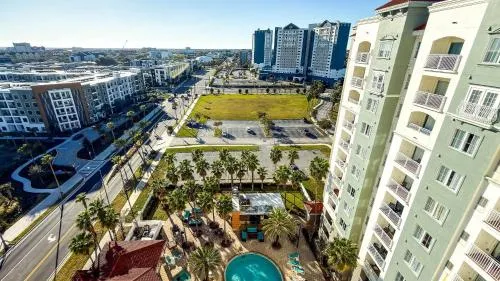 Modern Flat 4 Minutes from Universal – The Point Orlando photo 15
