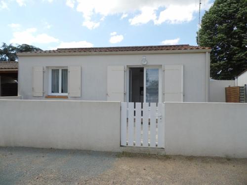Maisonnette de plain-pied proche plage avec parking à L'Aiguillon-sur-Mer - FR-1-194-438