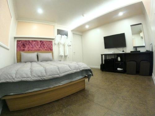 Gallery image of 용꿈장모텔 in Uljin