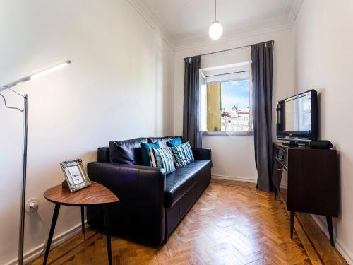 WHome | Damasceno Contemporary Apartment #59