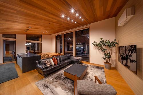 Chalet Opus