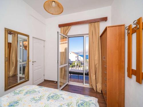 Apartments Senjo - One Bedroom Apartment with Balcony and Sea View 4 adults Apartman 3