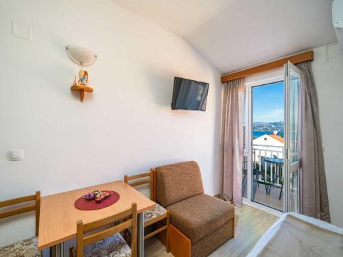 Apartments Senjo - Studio Apartment with Balcony and Sea View Apartman 2