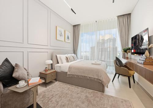 Stylish JVC Studio Hotel-Style Comfort