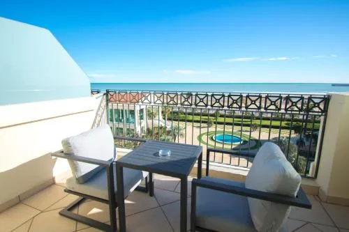 Las Arenas Balneario Resort photo 14