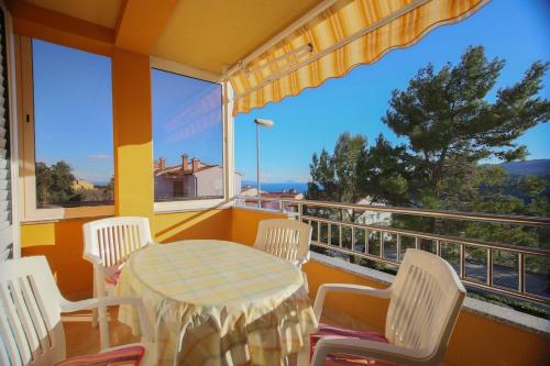Very nice 4 persons apartment with AC, WiFi, 879