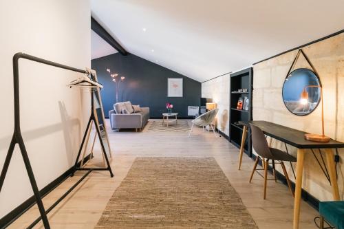 Notre Dame Apartment