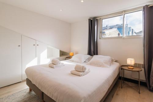 Notre Dame Apartment