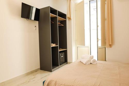 Napoli Station Rooms