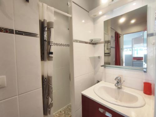 Villa 6, Port Nature, Village Naturiste, Cap d'Agde