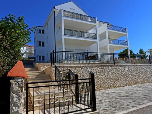 Lovely Apartment with beautiful pool