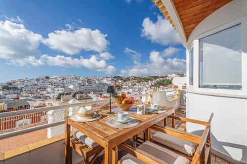 Deluxe Flat Sea View by Albufeira Holidays